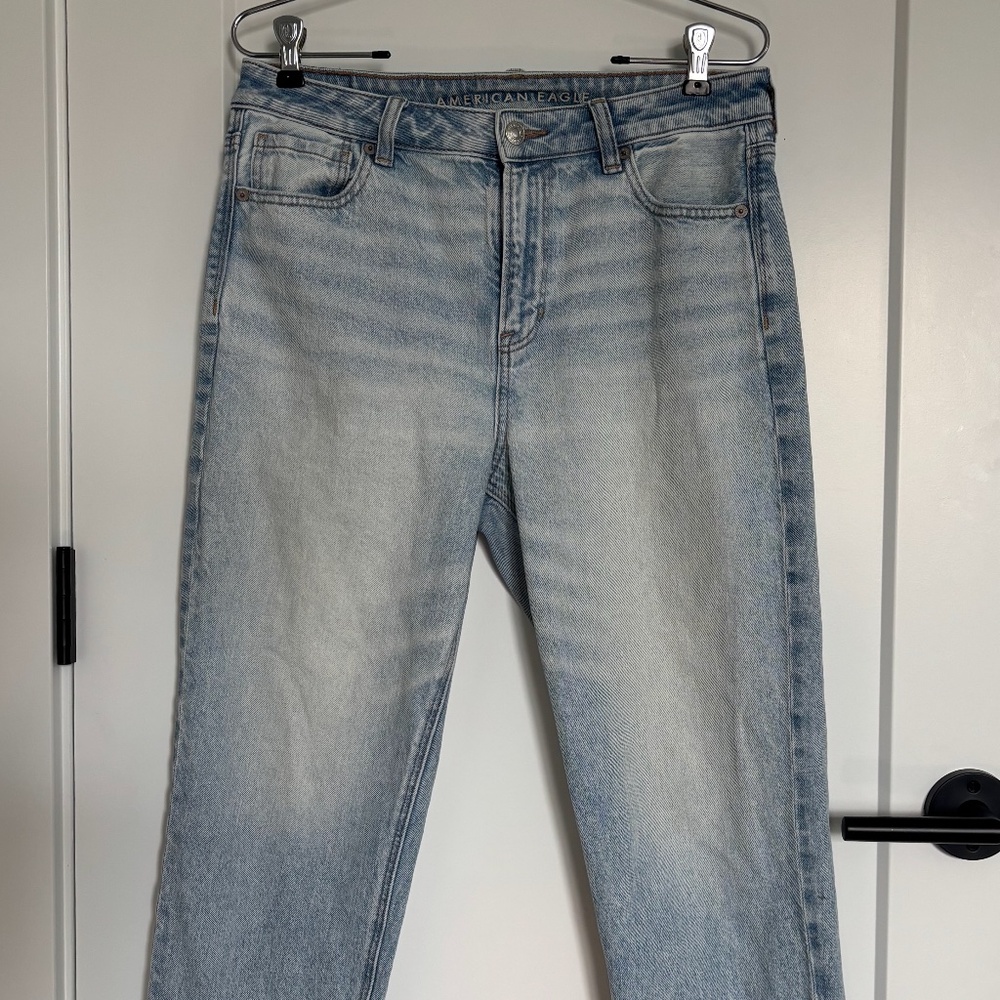 American Eagle Strigid Mom Jean - Size 8